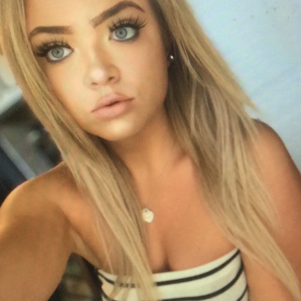 Meet your Posher, Krissy